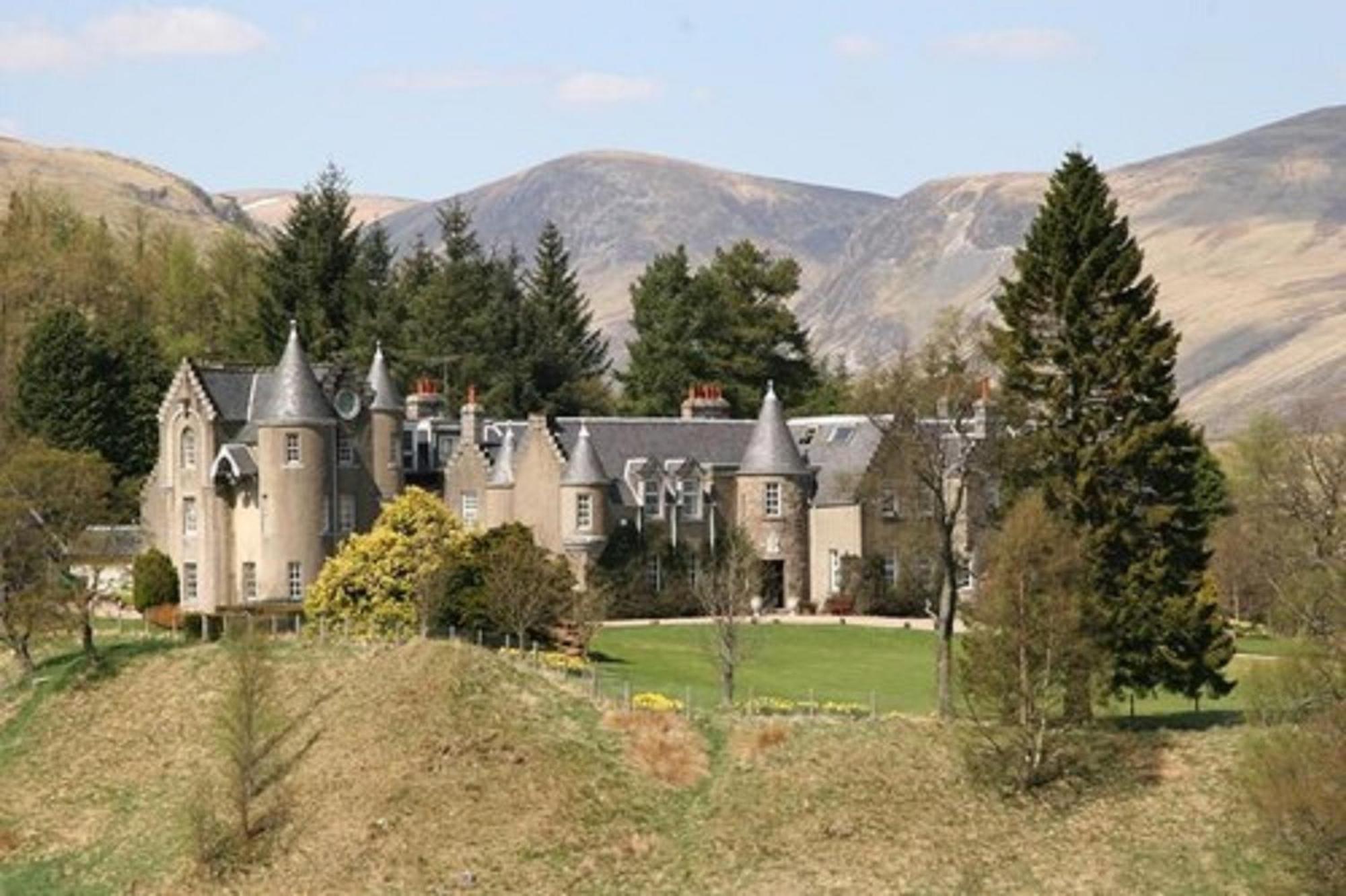 Dalmunzie Castle Hotel Spittal of Glenshee Luaran gambar